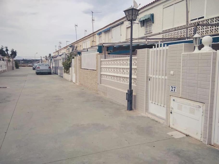 Apto Con Terraza Y 2 Dormitorios. 600 Megas Wifi. Santa Pola Eksteriør billede