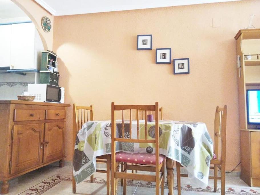 Apto Con Terraza Y 2 Dormitorios. 600 Megas Wifi. Santa Pola Eksteriør billede
