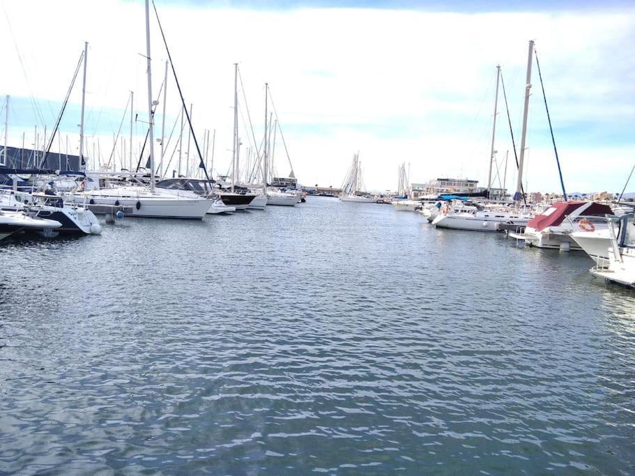 Apto Con Terraza Y 2 Dormitorios. 600 Megas Wifi. Santa Pola Eksteriør billede